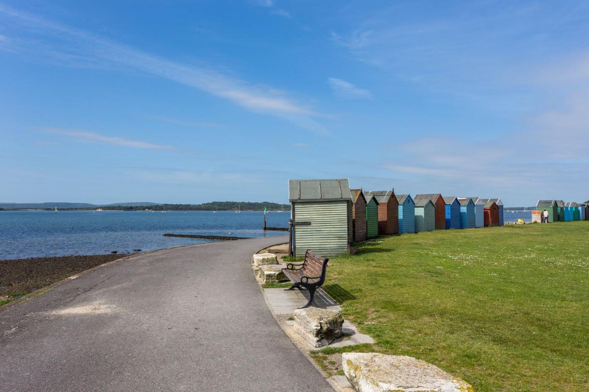 Charlotte Cottage Poole Exteriör bild